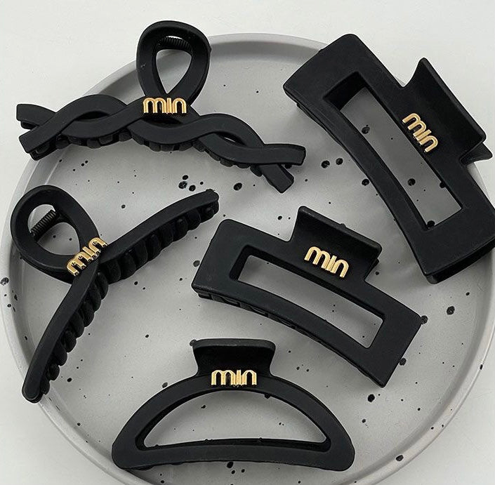 MIN Designer Hair Claw Clip